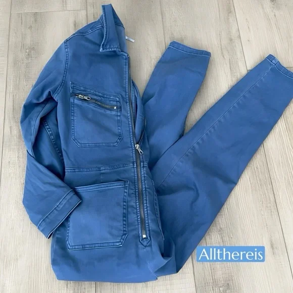 EUC! Free People Lennox Jumpsuit Coverall Stretch Denim V Plunge in Bluebird Med - Picture 2 of 9